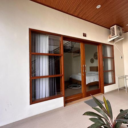 Villa Son Sun Uluwatu Exteriör bild