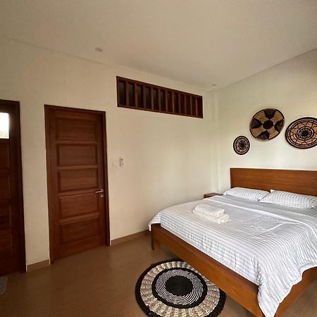 Villa Son Sun Uluwatu Exteriör bild