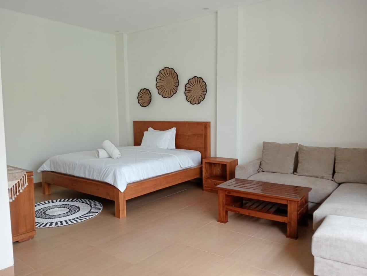 Villa Son Sun Uluwatu Exteriör bild