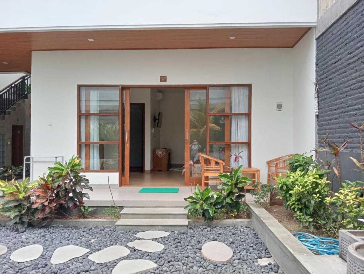 Villa Son Sun Uluwatu Exteriör bild